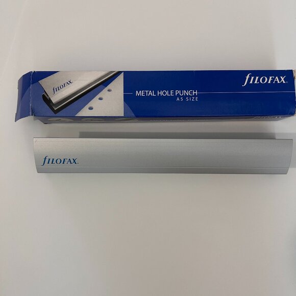 Filofax A5, 6 Hole Punch - Picture 1 of 7